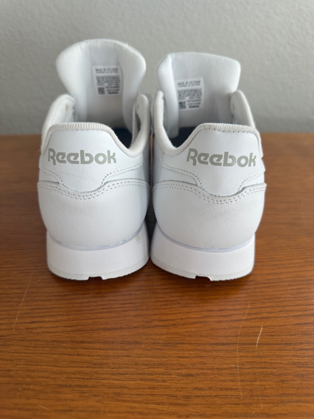 Reebok White Leather Classic Low-Top Sneakers - Picture 4 of 5